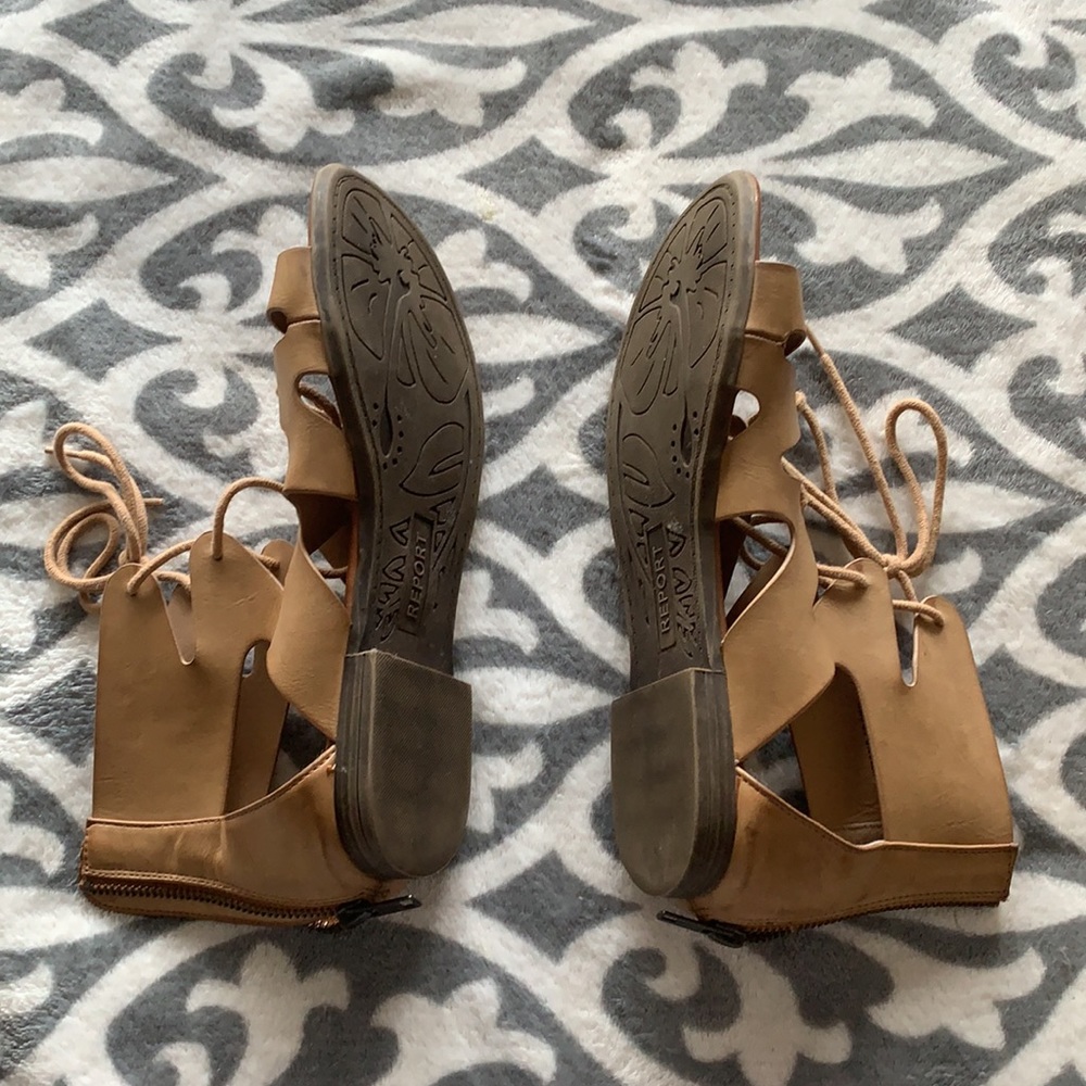 Report Gladiator Sandals - Picture 2 of 2